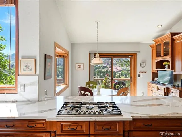5961 Crestbrook Drive Morrison, CO 80465