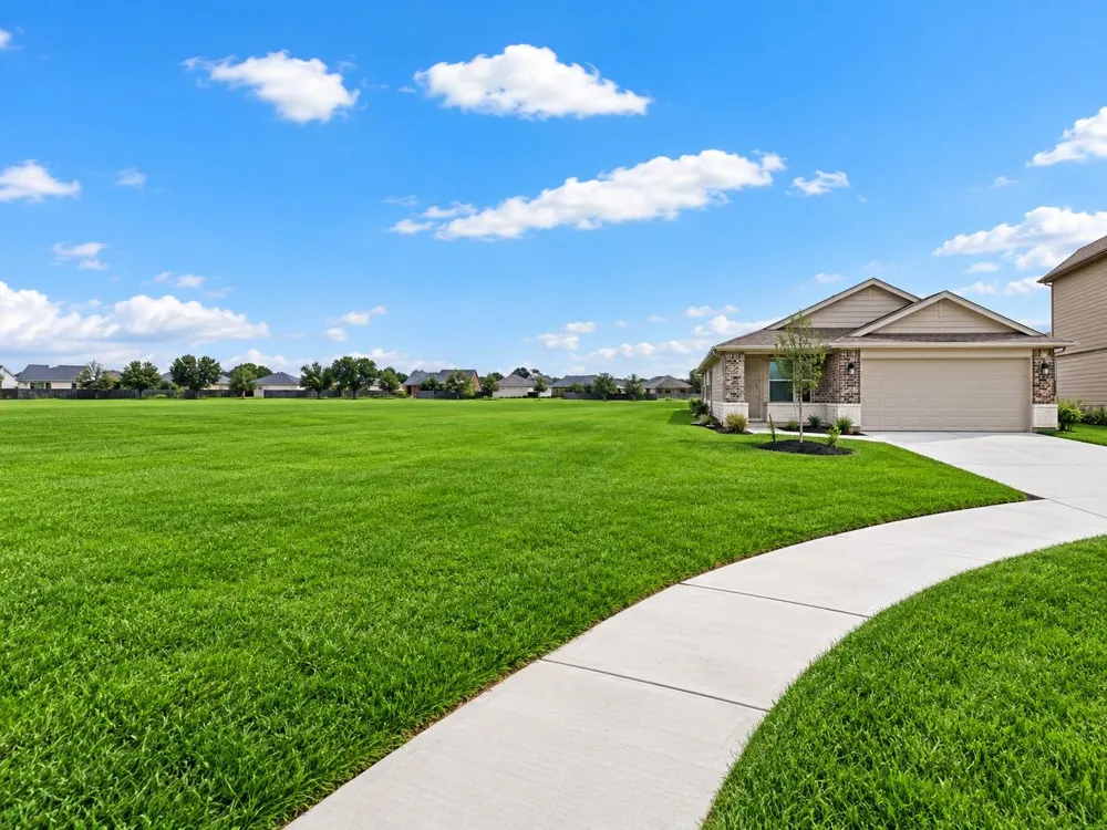 2074 Legacy Hills Drive Houston, TX 77067