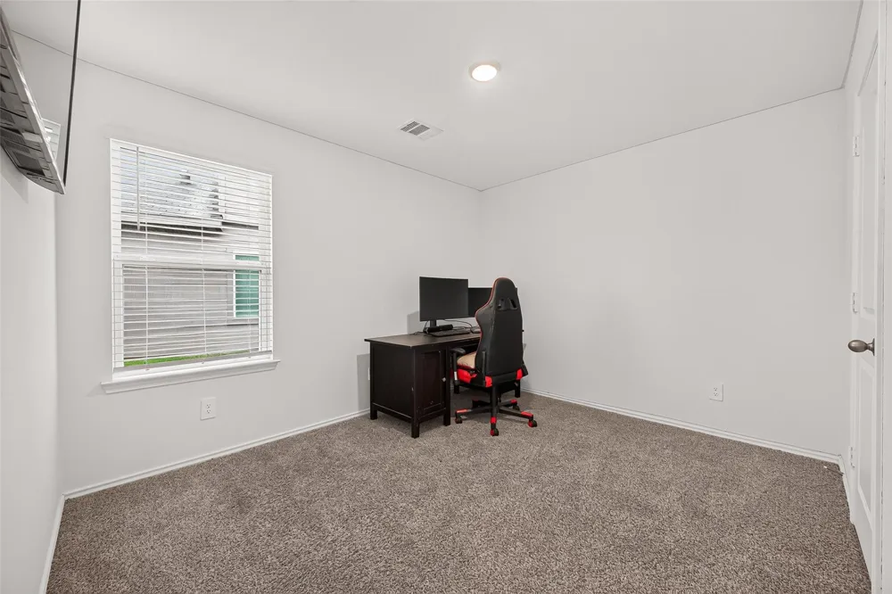 2074 Legacy Hills Drive Houston, TX 77067
