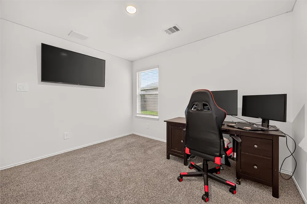 2074 Legacy Hills Drive Houston, TX 77067