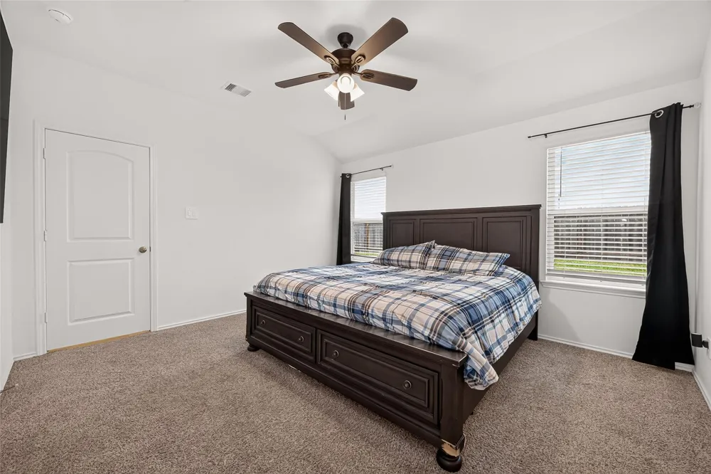 2074 Legacy Hills Drive Houston, TX 77067
