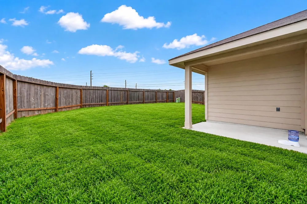 2074 Legacy Hills Drive Houston, TX 77067