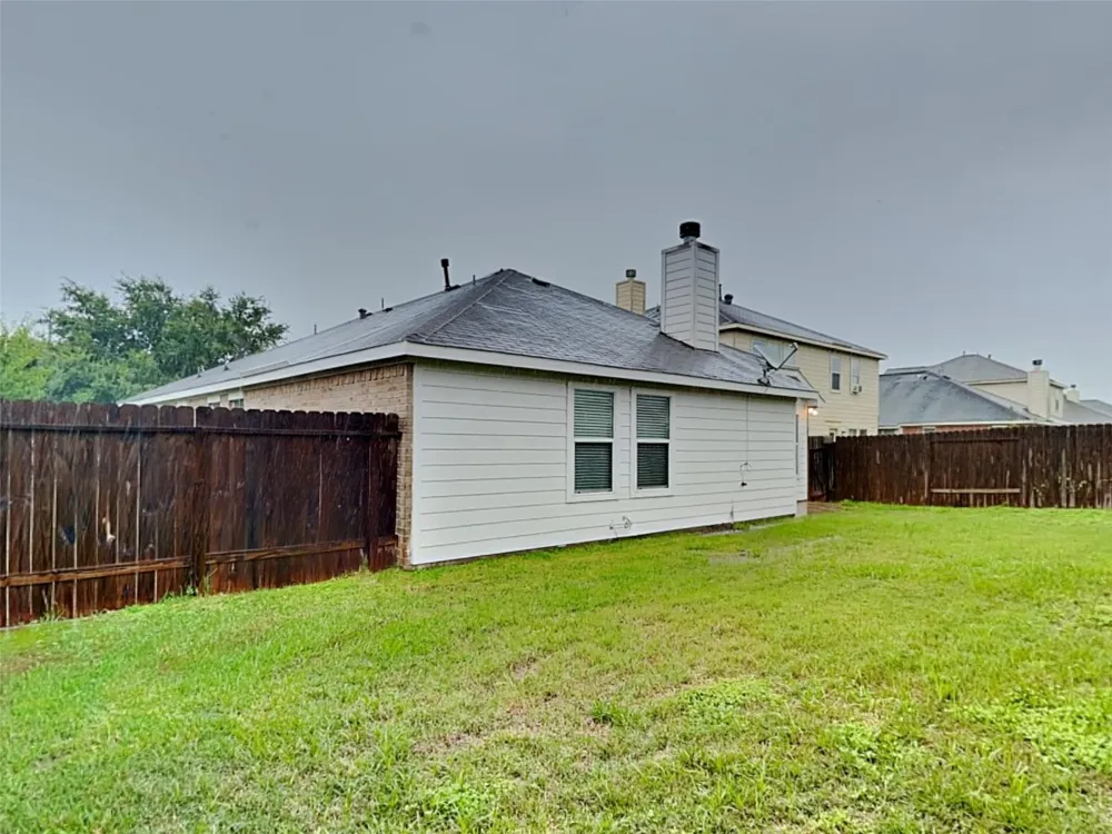 7702 Summerdale Drive Rosenberg, TX 77469