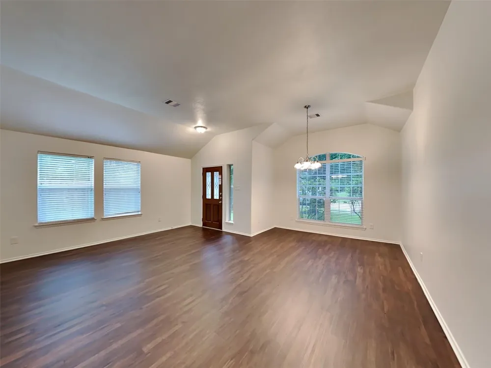 7702 Summerdale Drive Rosenberg, TX 77469