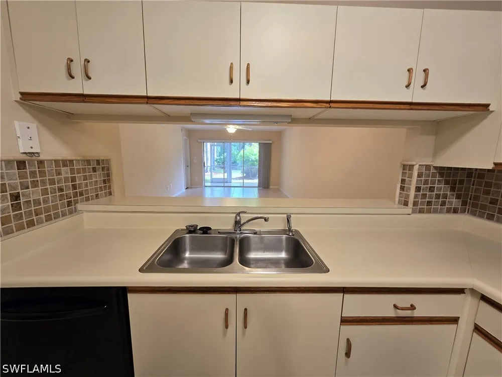 Woodmere Lake Circle #H101 Naples, FL 34112