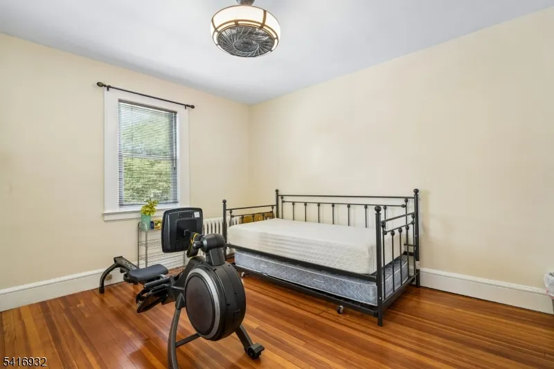 621 Springdale Ave East Orange City, NJ 07017