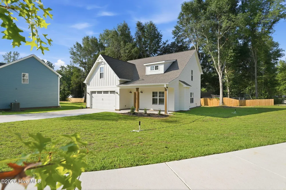 220 Telluride Court Aberdeen, NC 28315