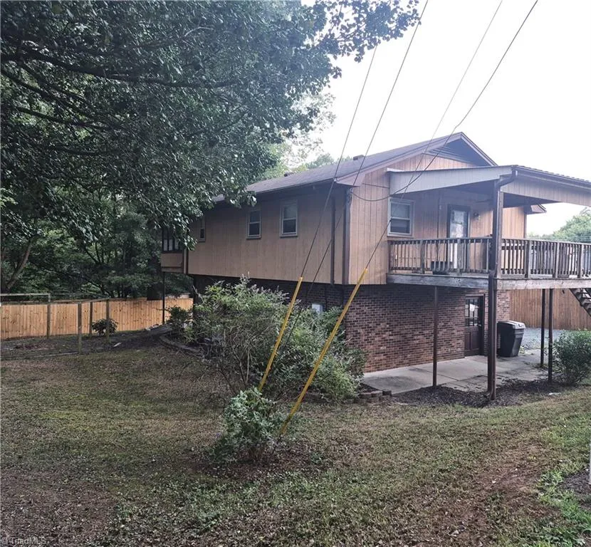 704 Baker Street Reidsville, NC 27320