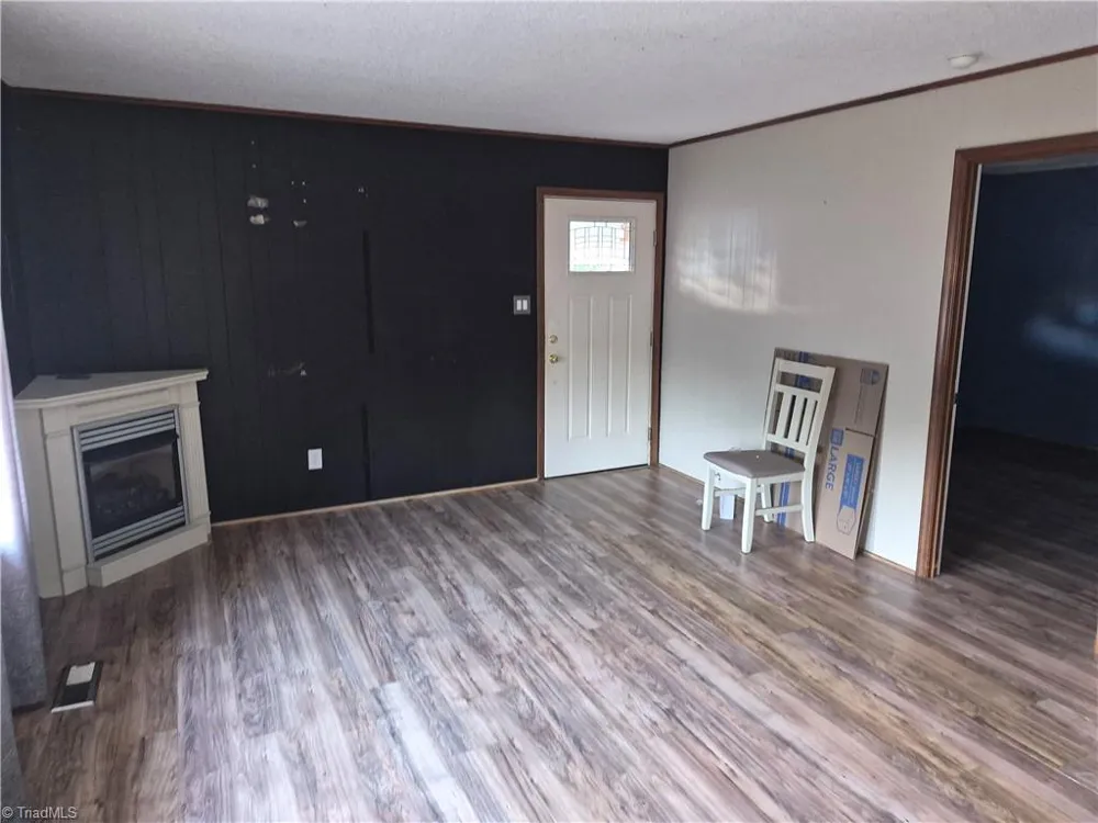 704 Baker Street Reidsville, NC 27320