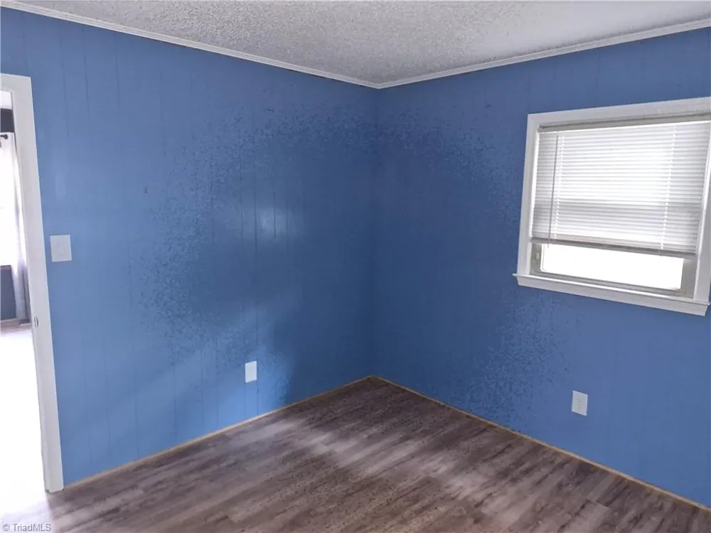 704 Baker Street Reidsville, NC 27320
