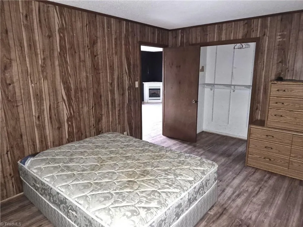 704 Baker Street Reidsville, NC 27320