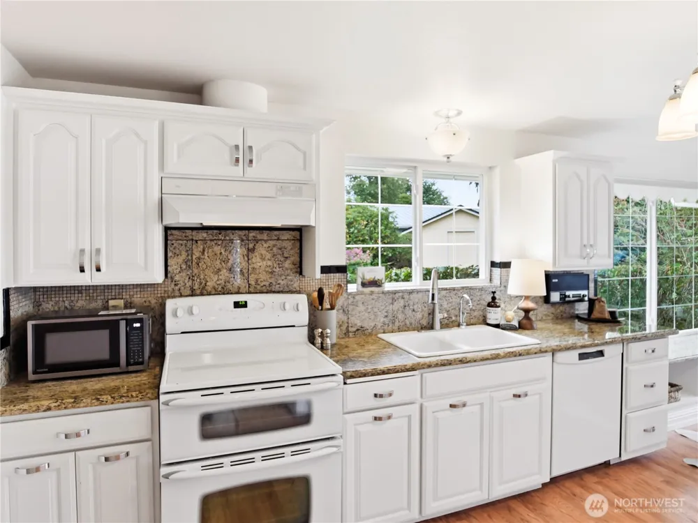 9811 67th Avenue Ct E Puyallup, WA 98373
