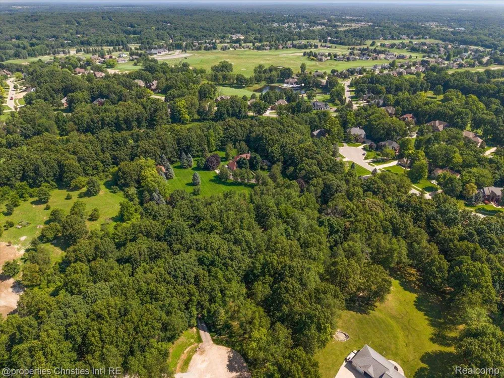 1315 Maryland Highland Charter Township, MI 48380