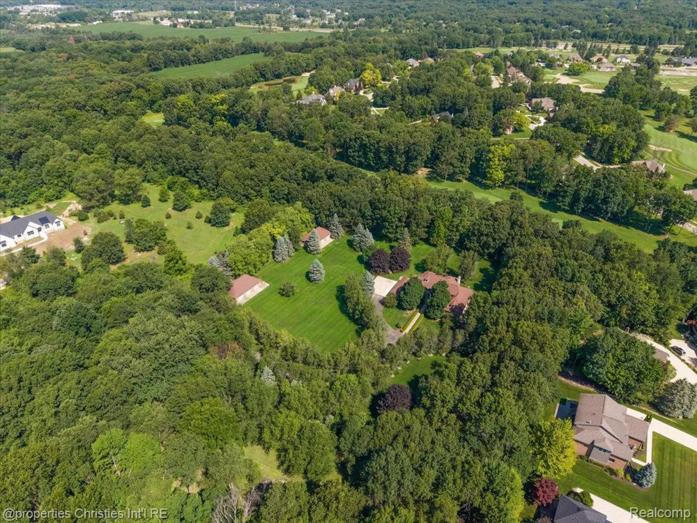 1315 Maryland Highland Charter Township, MI 48380