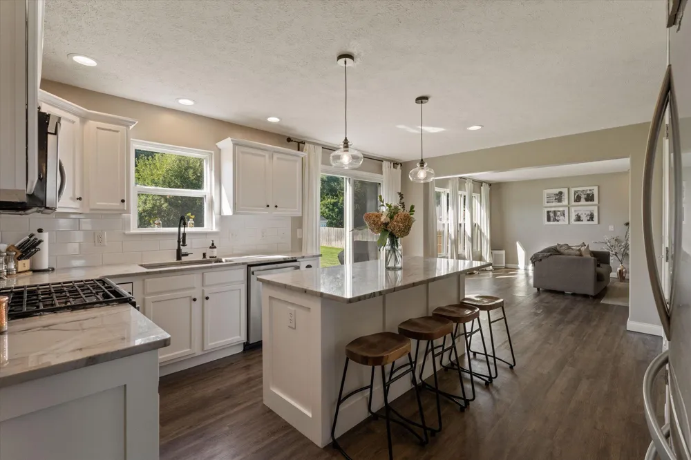 69428 Sundance Drive Edwardsburg Village, MI 49112