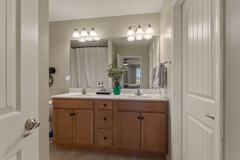 69428 Sundance Drive Edwardsburg Village, MI 49112