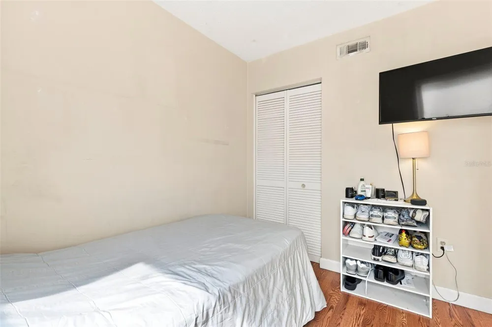 2095 SUNSET POINT ROAD #2302 Clearwater, FL 33765
