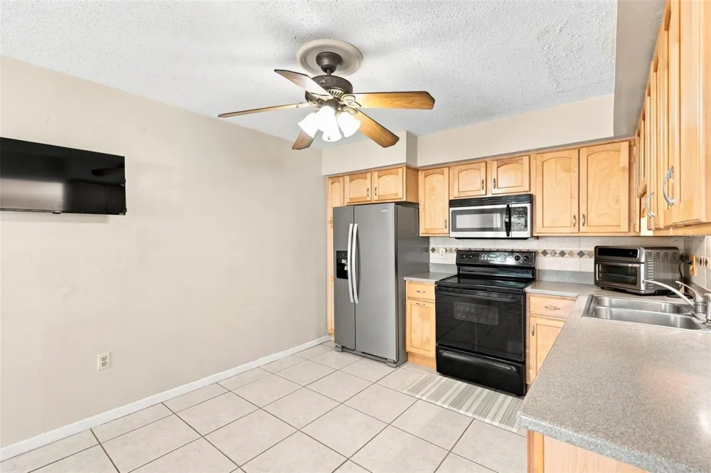 2095 SUNSET POINT ROAD #2302 Clearwater, FL 33765
