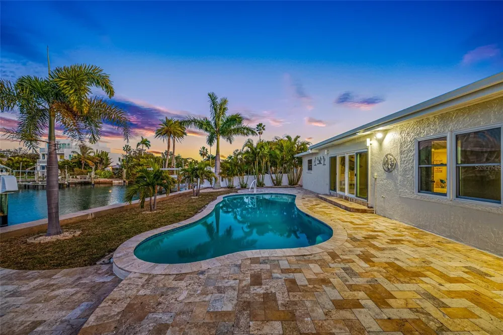 17161 2ND STREET E North Redington Beach, FL 33708