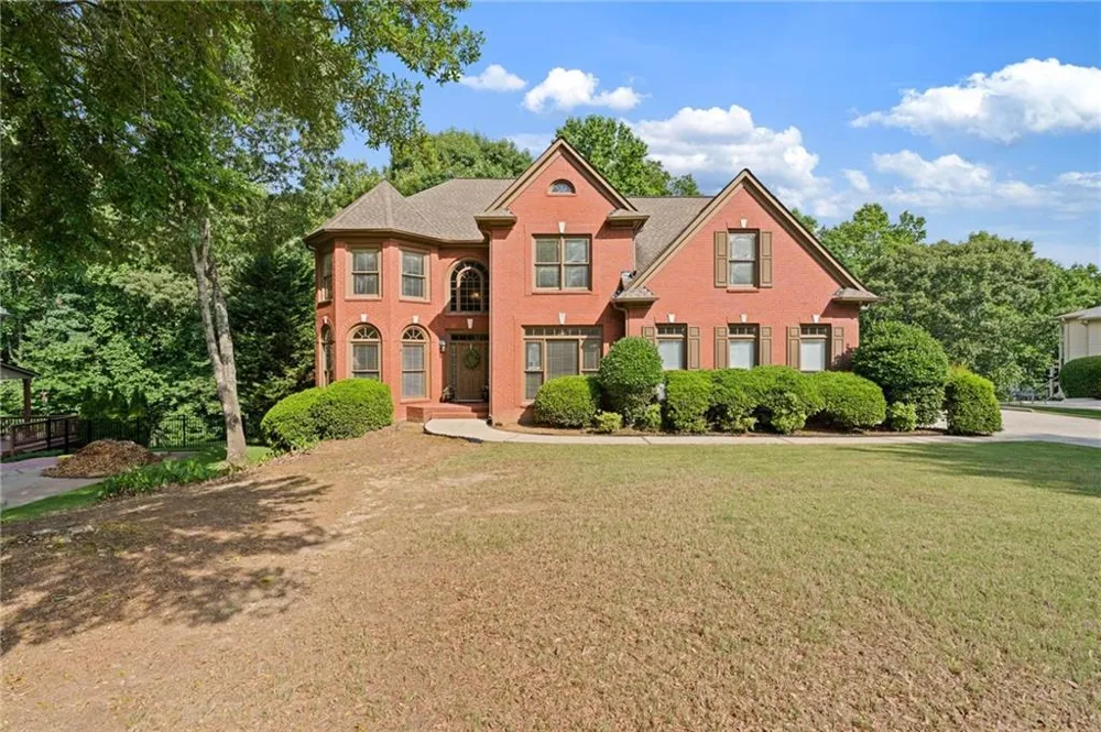 163 Woodcliff Drive Suwanee, GA 30024