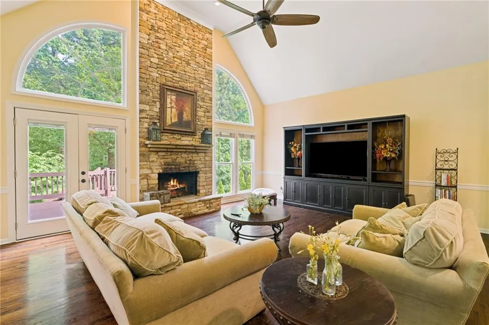 163 Woodcliff Drive Suwanee, GA 30024