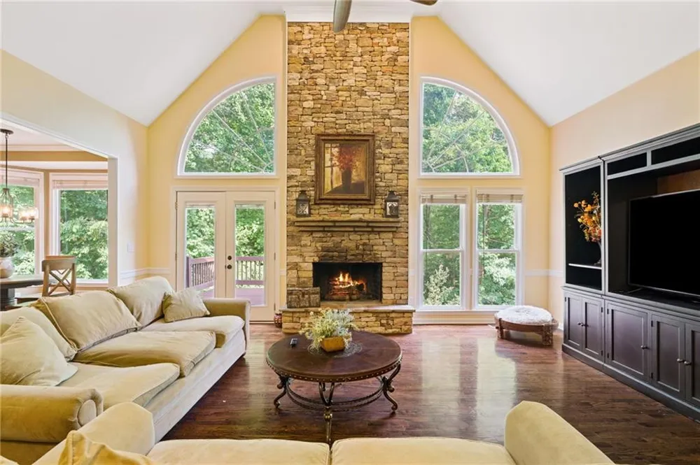 163 Woodcliff Drive Suwanee, GA 30024