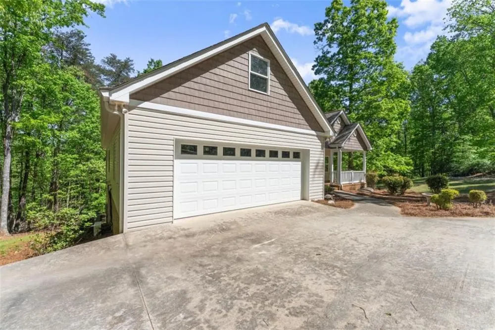45 Holcomb Drive Cleveland, GA 30528