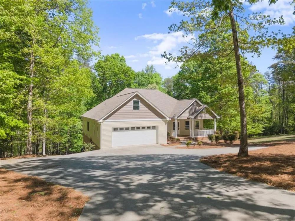 45 Holcomb Drive Cleveland, GA 30528