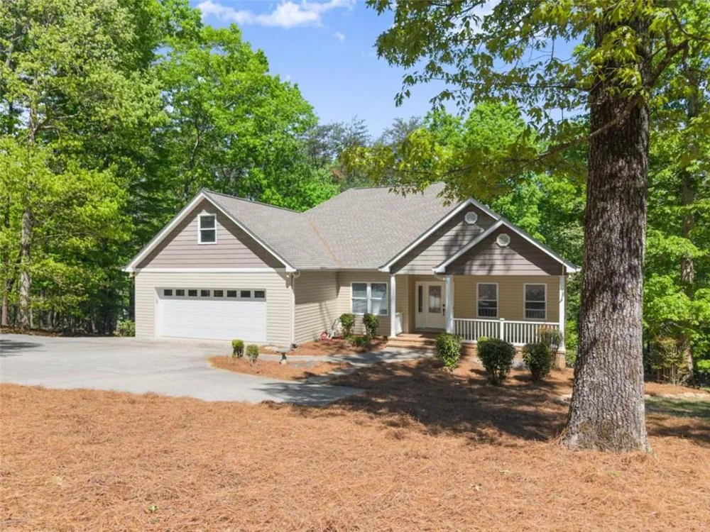 45 Holcomb Drive Cleveland, GA 30528