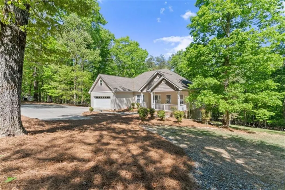 45 Holcomb Drive Cleveland, GA 30528