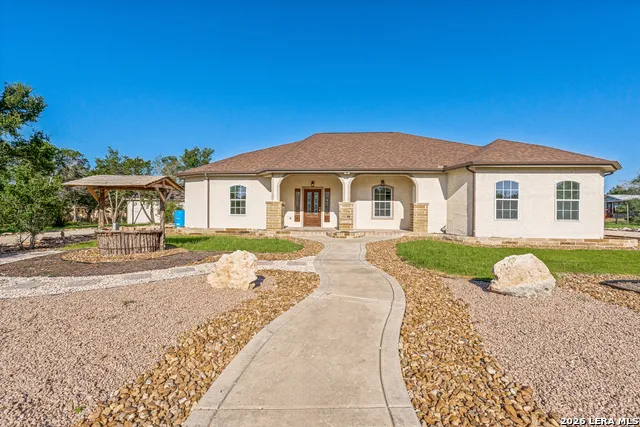 72 JANA LN Spring Branch, TX 78070