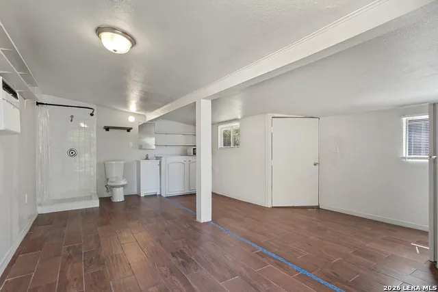 350 SPRINGWOOD LN San Antonio, TX 78216