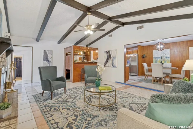 350 SPRINGWOOD LN San Antonio, TX 78216