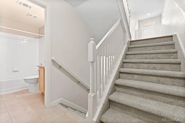 1433 S Emporia Court Aurora, CO 80247