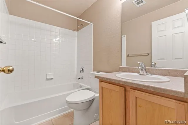 1433 S Emporia Court Aurora, CO 80247