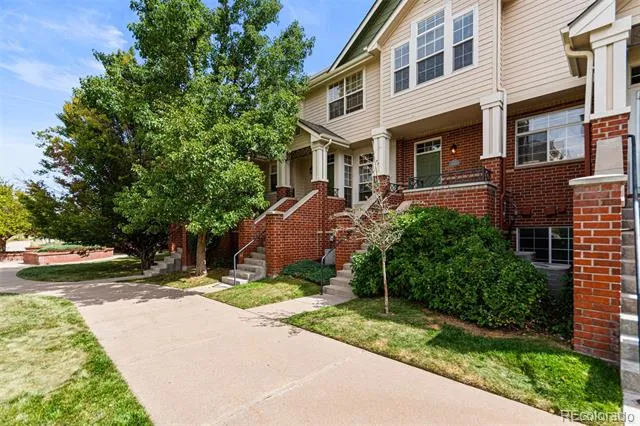 1433 S Emporia Court Aurora, CO 80247