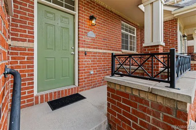 1433 S Emporia Court Aurora, CO 80247