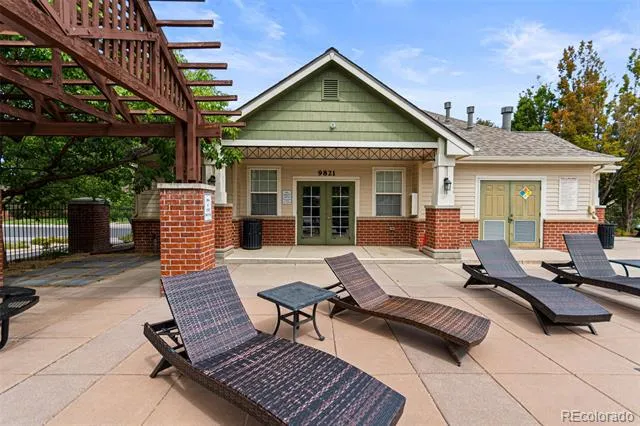 1433 S Emporia Court Aurora, CO 80247