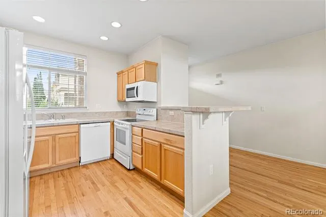 1433 S Emporia Court Aurora, CO 80247