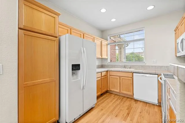 1433 S Emporia Court Aurora, CO 80247