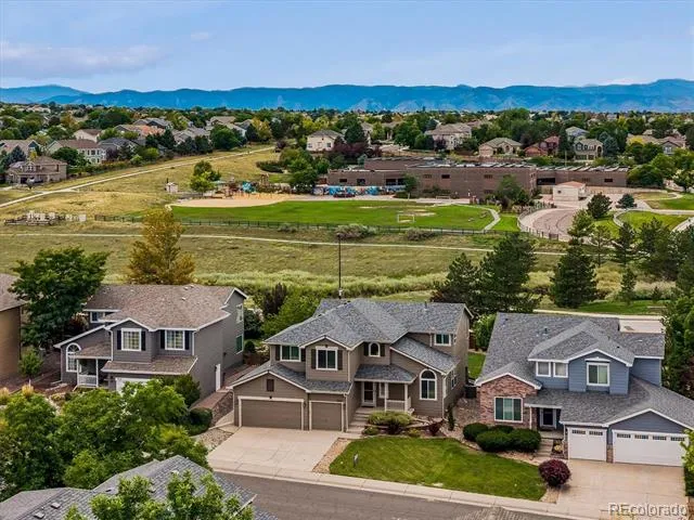 9935 Blackbird Circle Highlands Ranch, CO 80130