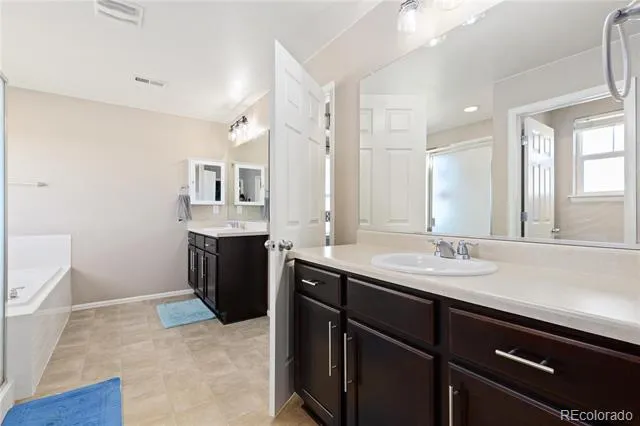 42003 Westchester Circle Elizabeth, CO 80107