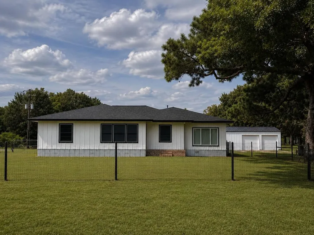 341 Jefferson Street Cat Spring, TX 78933