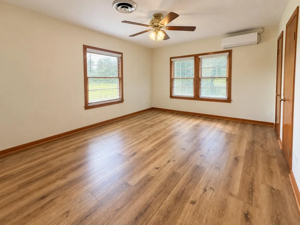 341 Jefferson Street Cat Spring, TX 78933