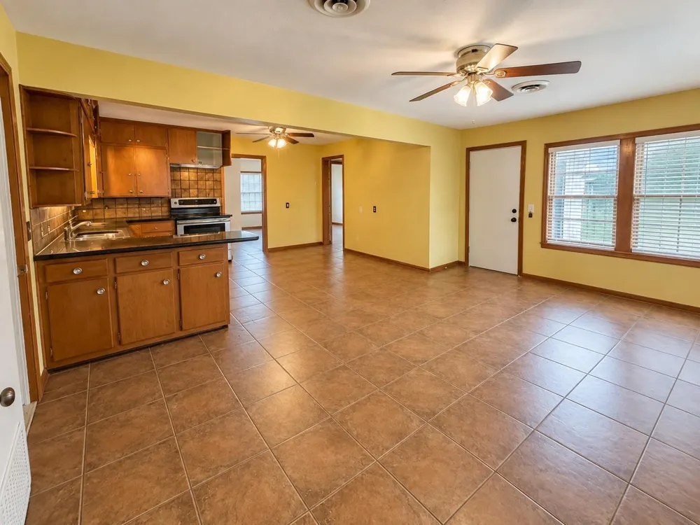 341 Jefferson Street Cat Spring, TX 78933
