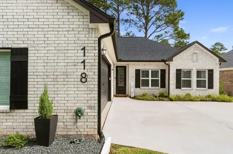 118 Wick Willow Road