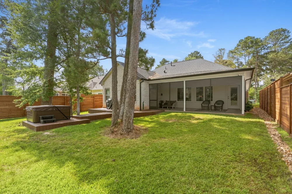 118 Wick Willow Road Montgomery, TX 77356