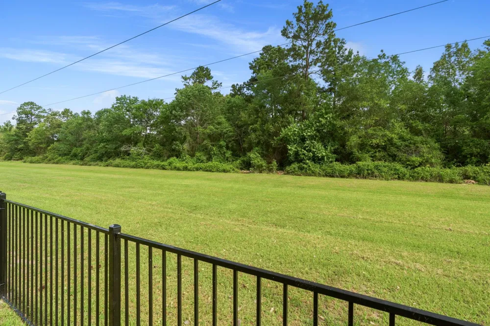 118 Wick Willow Road Montgomery, TX 77356