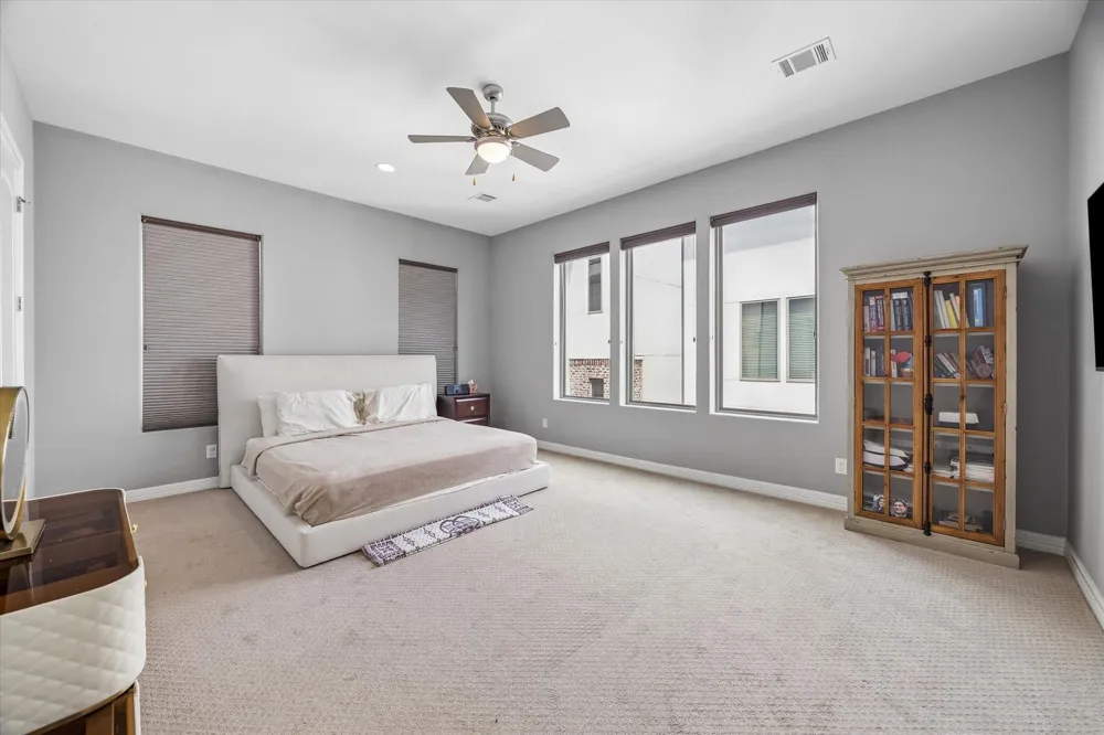1617 Crockett Street Houston, TX 77007