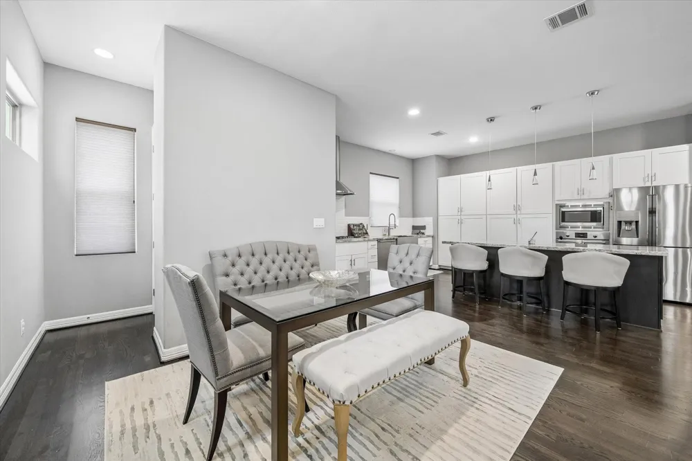 1617 Crockett Street Houston, TX 77007